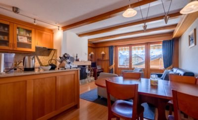 Swiss Alpine Charm: Chemin de la Bergerie